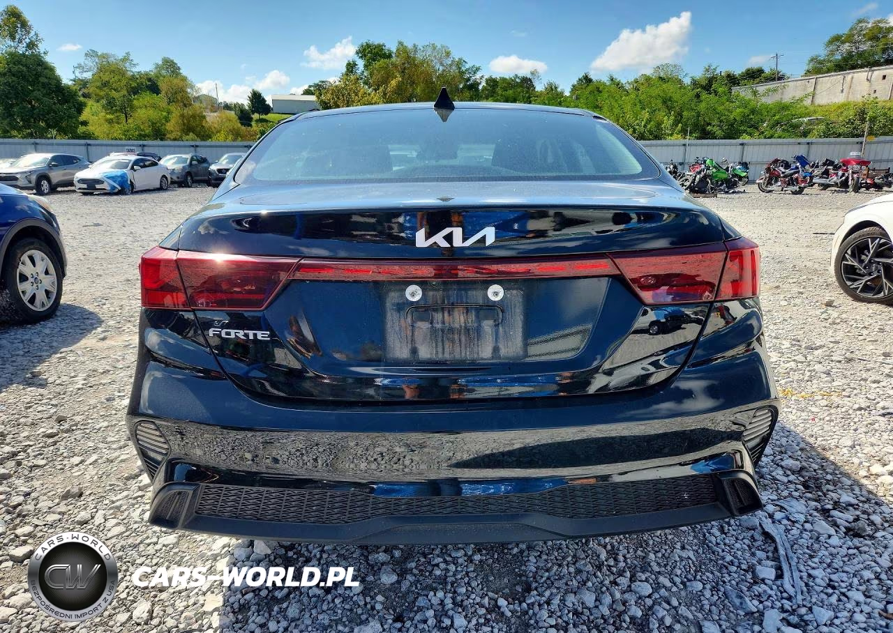 2022 Kia Forte Lxs VIN:3KPF24AD2NE464645 - 6