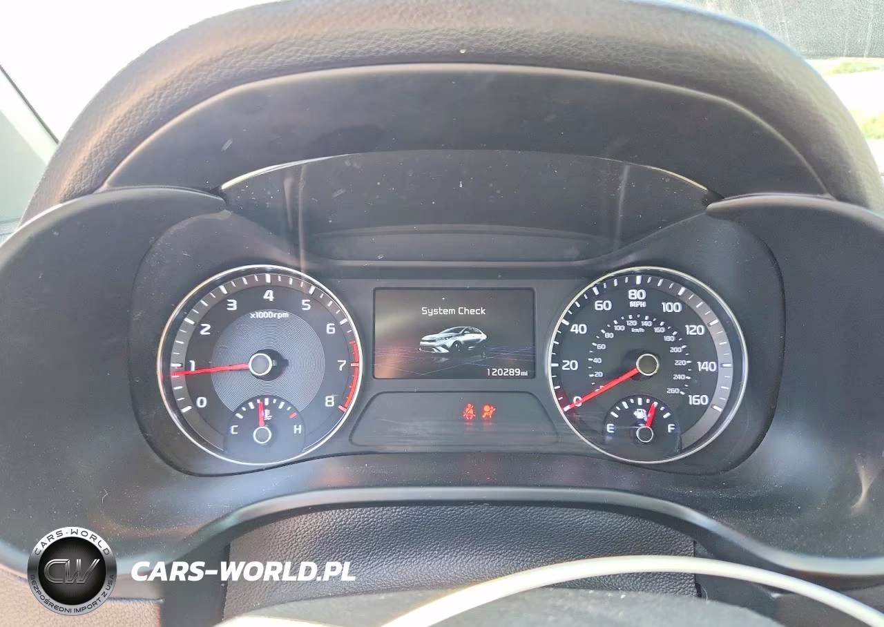 2022 Kia Forte Lxs VIN:3KPF24AD2NE464645 - 9