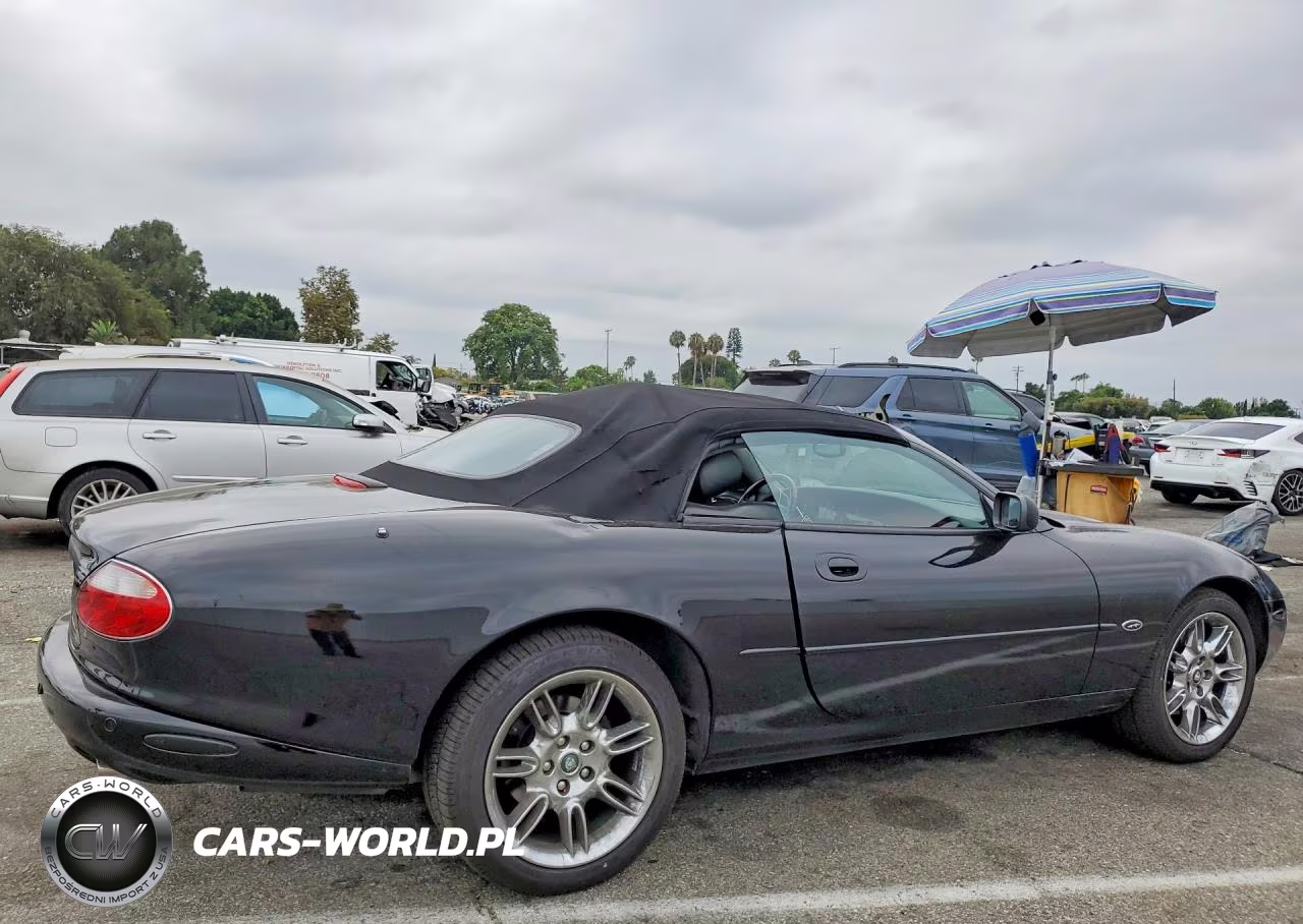 2002 JAGUAR XK8  VIN:SAJDA42C72NA23041 - 3