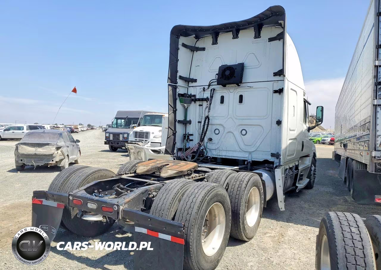 2025 Freightliner Cascadia 126 Semi Truck VIN:3AKJHHDR7RSUV0810 - 3