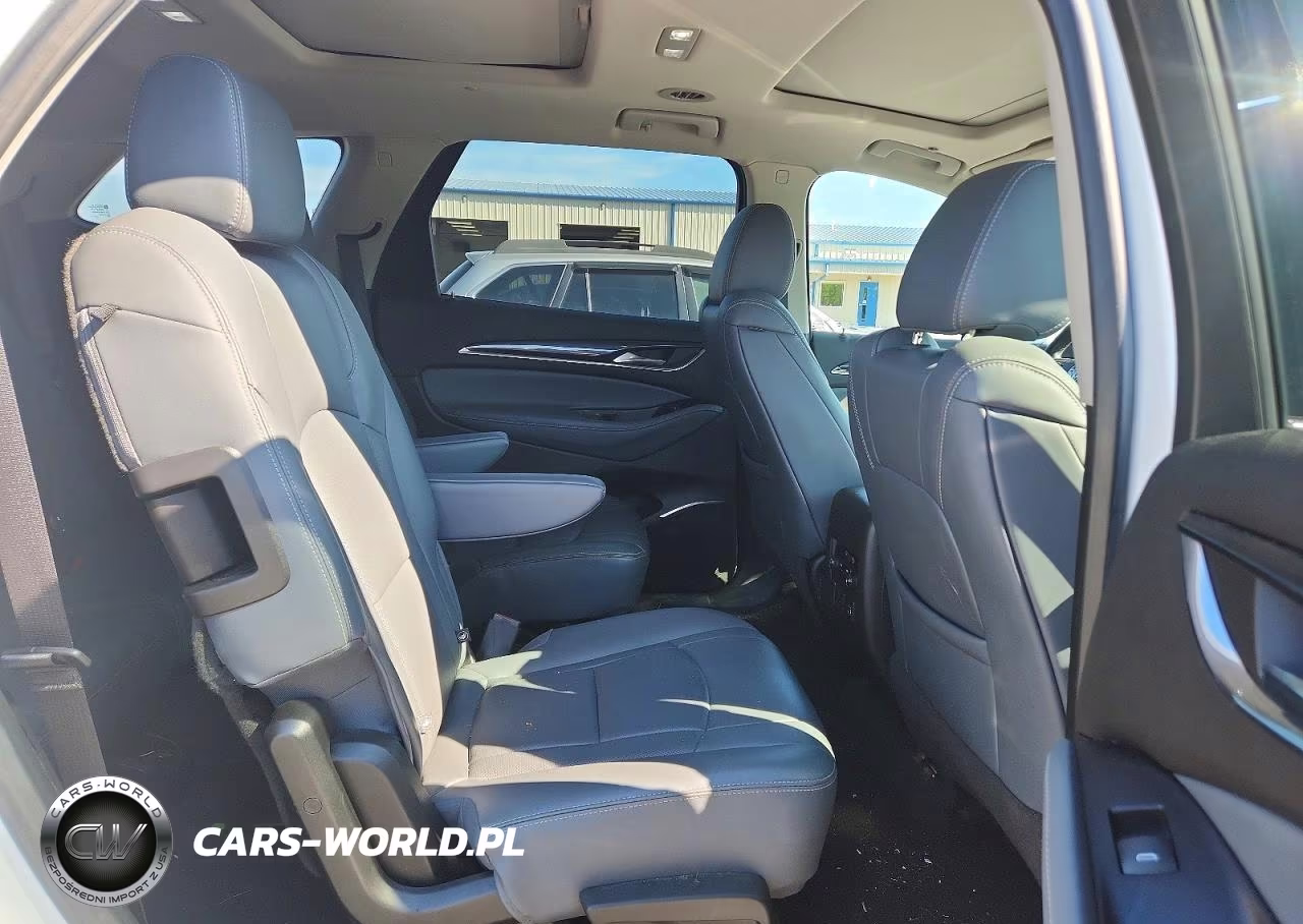 2020 Buick Enclave Essence VIN:5GAEVAKW3LJ303207 - 11