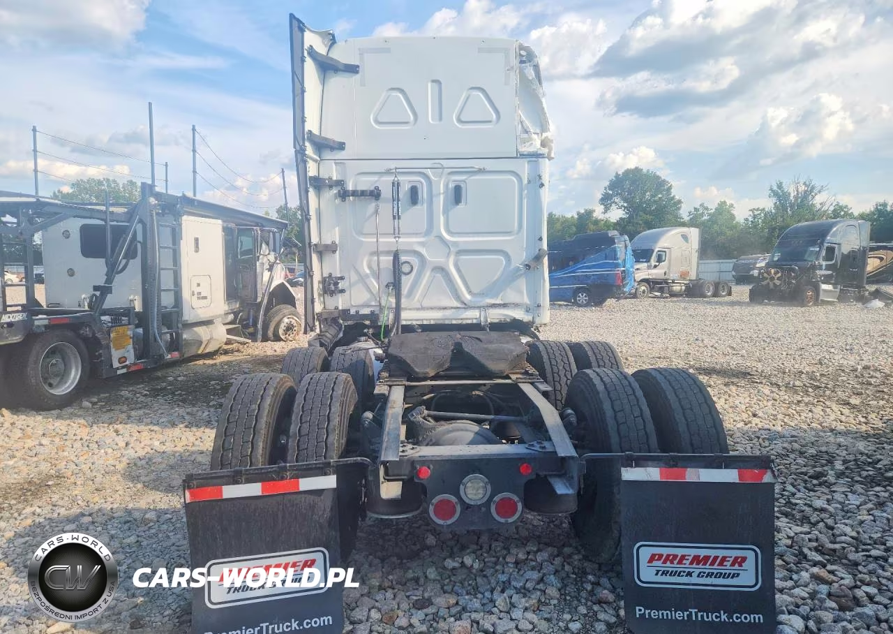 2023 Freightliner Cascadia 126" Sleeper Cab Semi Truck VIN:1FUJHHDR2PLUE0500 - 6