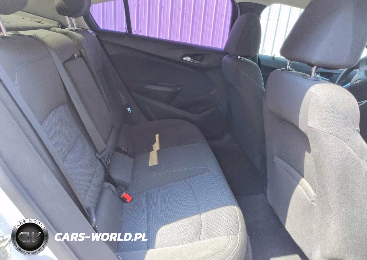 2018 Chevrolet Cruze Lt VIN:1G1BE5SM6J7157749 - 10