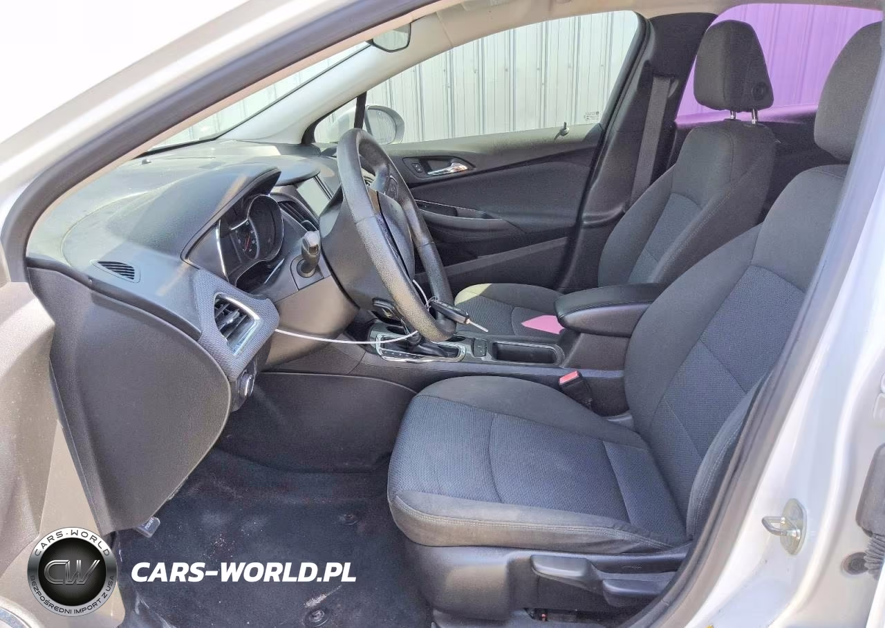 2018 Chevrolet Cruze Lt VIN:1G1BE5SM6J7157749 - 7