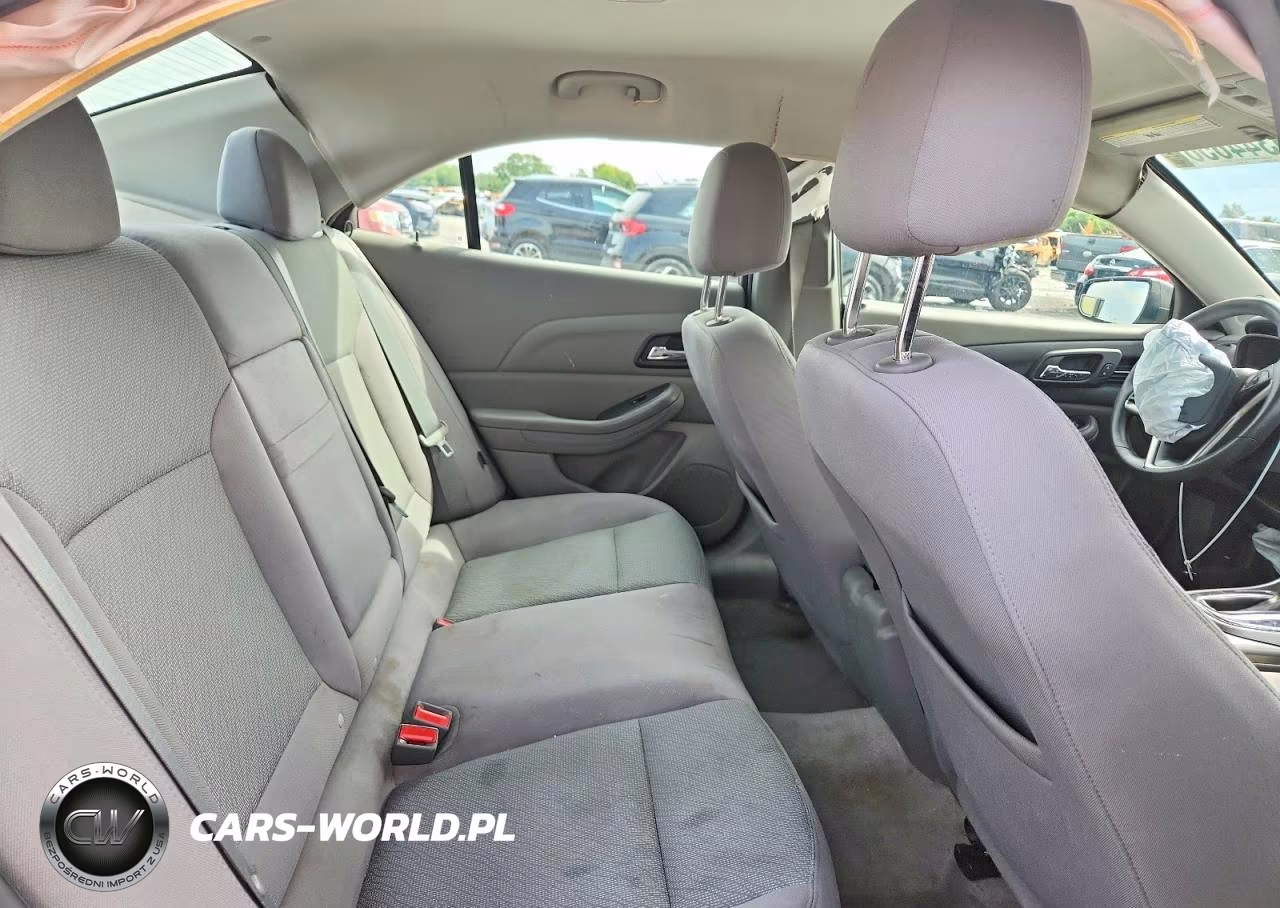 2013 Chevrolet Malibu Ls VIN:1G11B5SA6DF246483 - 10