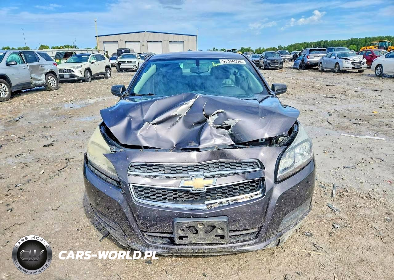 2013 Chevrolet Malibu Ls VIN:1G11B5SA6DF246483 - 5