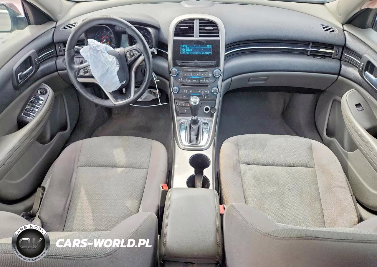 2013 Chevrolet Malibu Ls VIN:1G11B5SA6DF246483 - 8