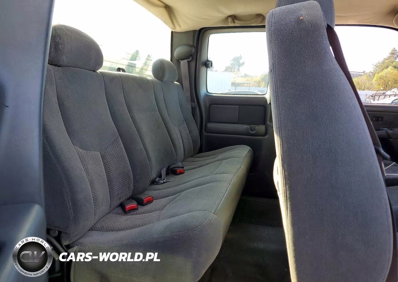 2003 Chevrolet Silverado C2500 Heavy Duty VIN:1GBHC29U33E307511 - 10
