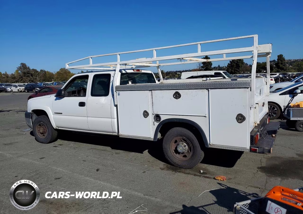 2003 Chevrolet Silverado C2500 Heavy Duty VIN:1GBHC29U33E307511 - 2
