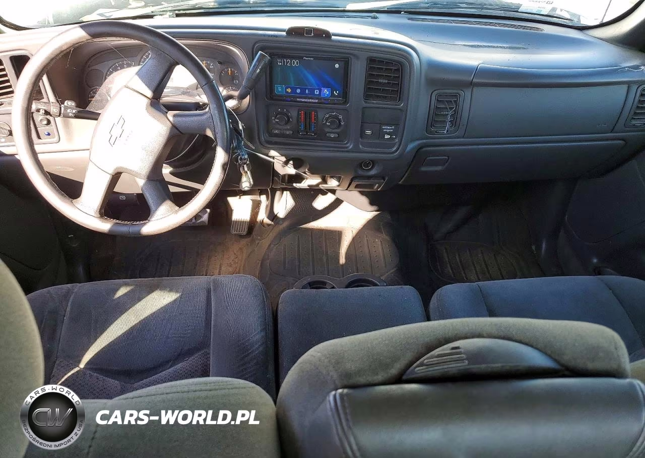 2003 Chevrolet Silverado C2500 Heavy Duty VIN:1GBHC29U33E307511 - 8