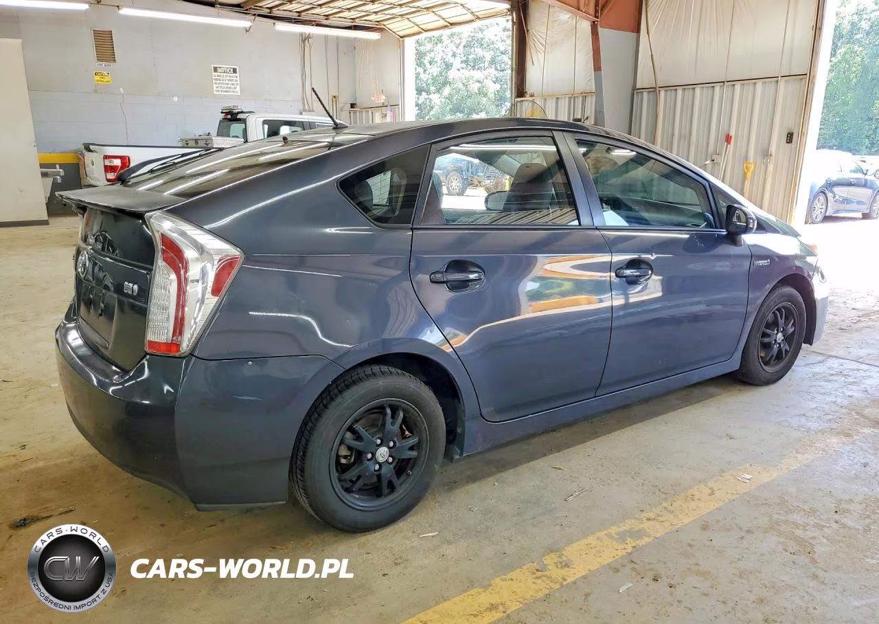 2012 Toyota Prius Two VIN:JTDKN3DU7C1481551 - 3