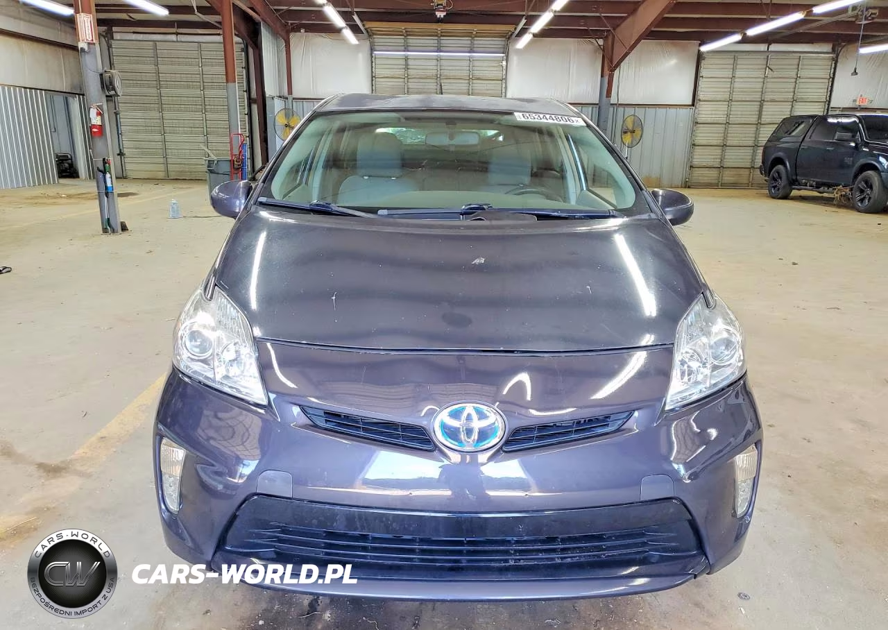2012 Toyota Prius Two VIN:JTDKN3DU7C1481551 - 5