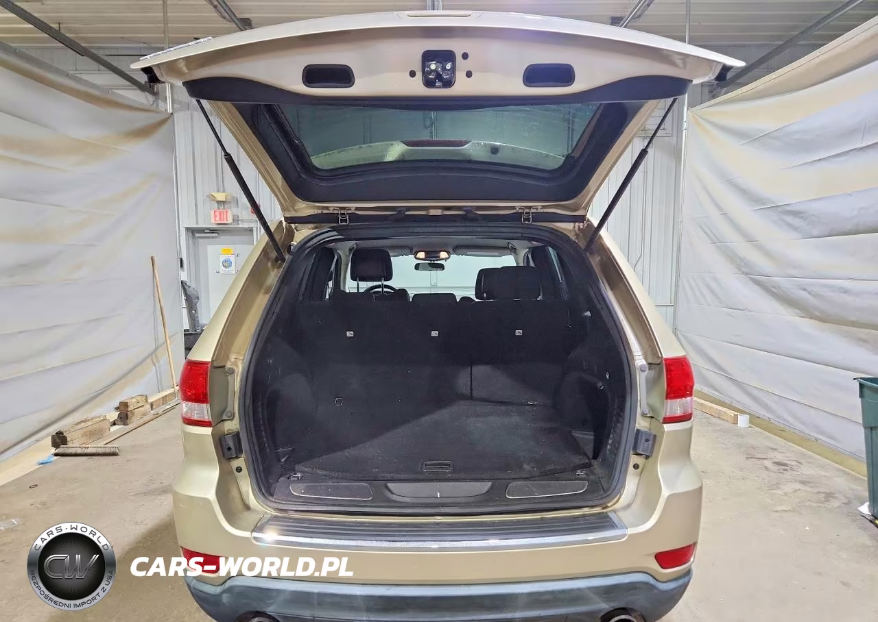 2011 Jeep Grand Cherokee Laredo VIN:1J4RR4GG3BC562588 - 6