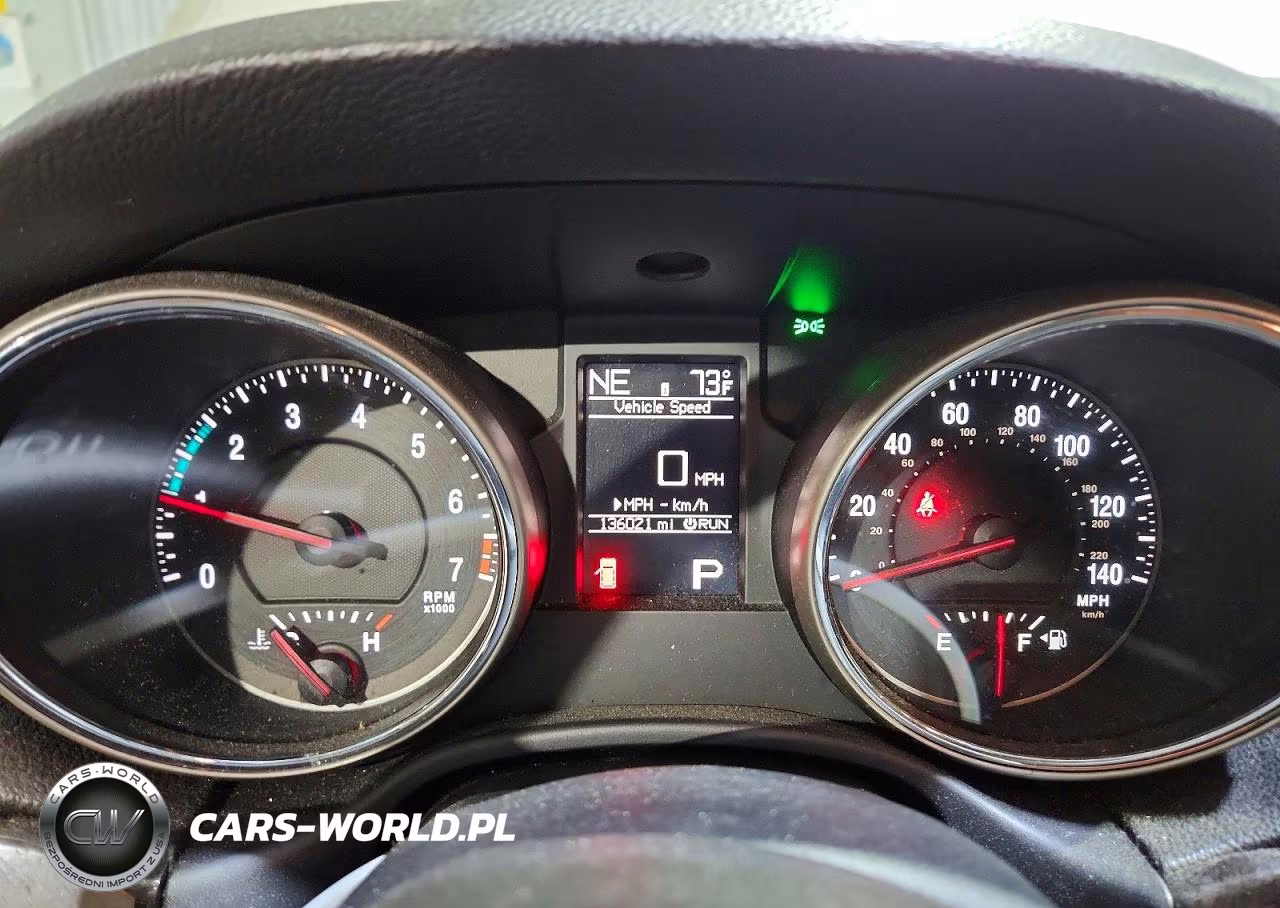2011 Jeep Grand Cherokee Laredo VIN:1J4RR4GG3BC562588 - 9