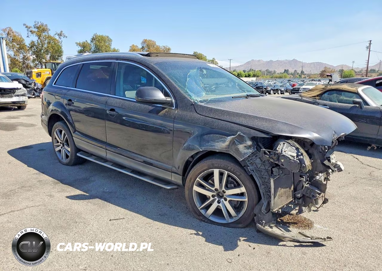 2013 Audi Q7 Premium Plus VIN:WA1LGAFEXDD014479 - 4