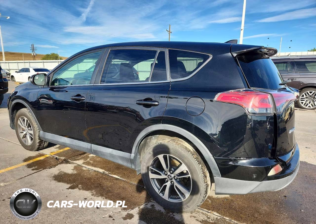 2018 Toyota Rav4 Xle VIN:2T3RFREV8JW792278 - 2
