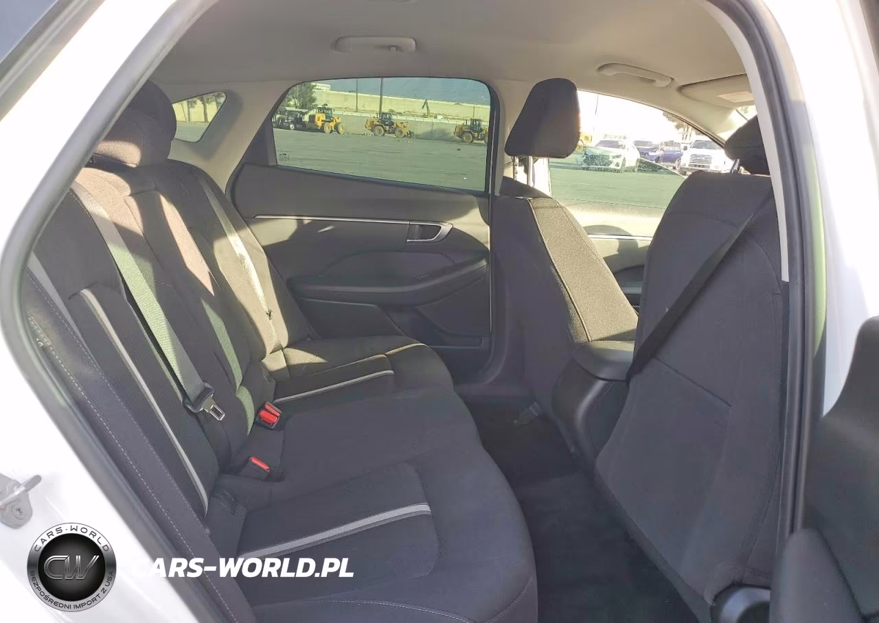 2024 Hyundai Sonata Sel VIN:KMHL64JA3RA420185 - 10