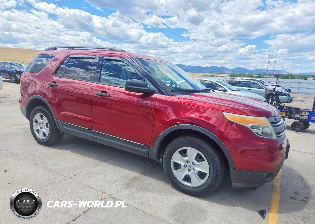 2014 Ford Explorer VIN:1FM5K8B8XEGB00697 - 4