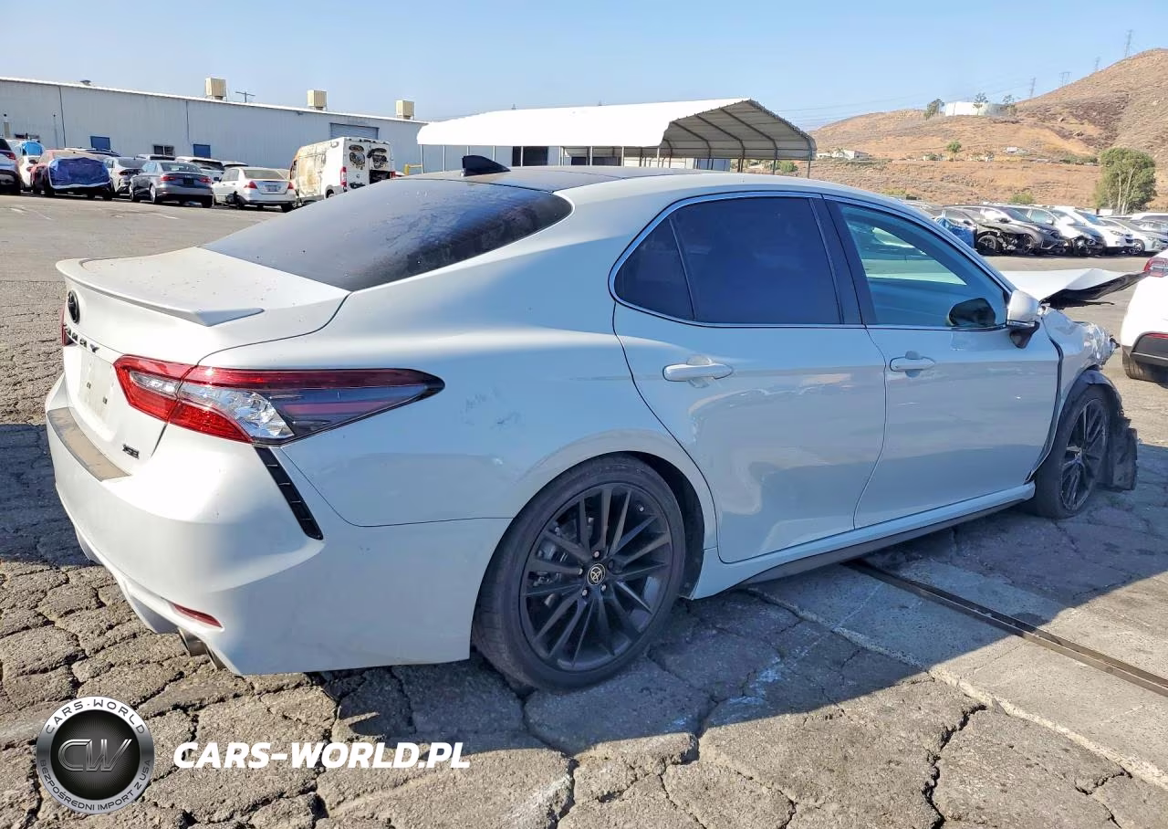 2022 Toyota Camry Xse VIN:4T1K61AKXNU045553 - 3