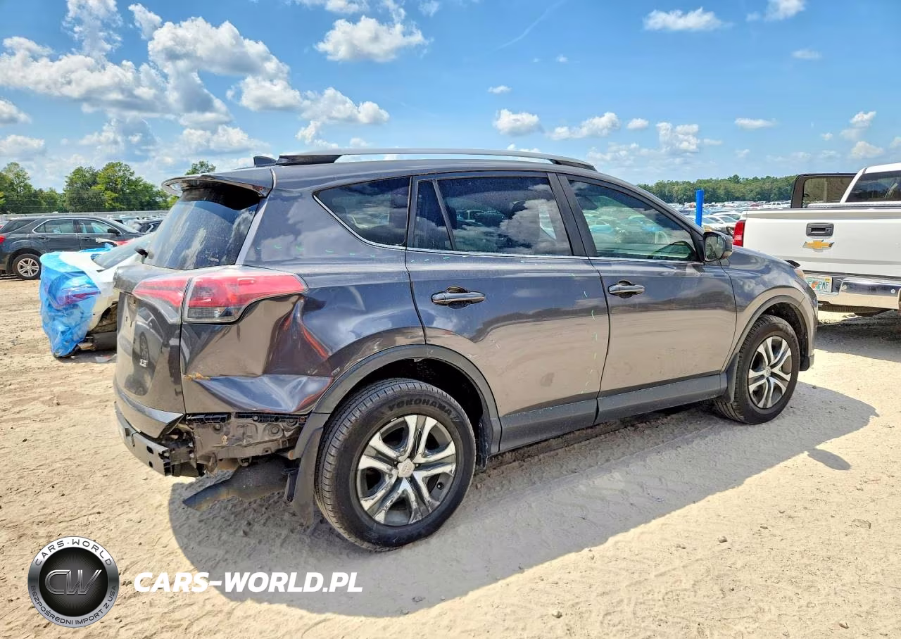 2017 Toyota Rav4 Le VIN:JTMZFREV5HJ702271 - 3