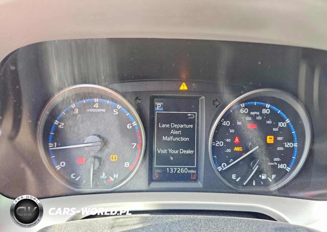 2017 Toyota Rav4 Le VIN:JTMZFREV5HJ702271 - 9
