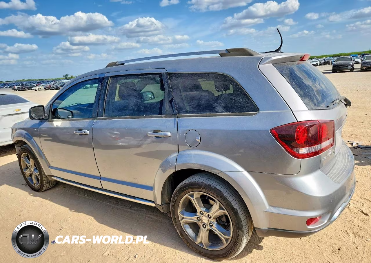 2017 Dodge Journey Crossroad VIN:3C4PDCGG4HT677512 - 2