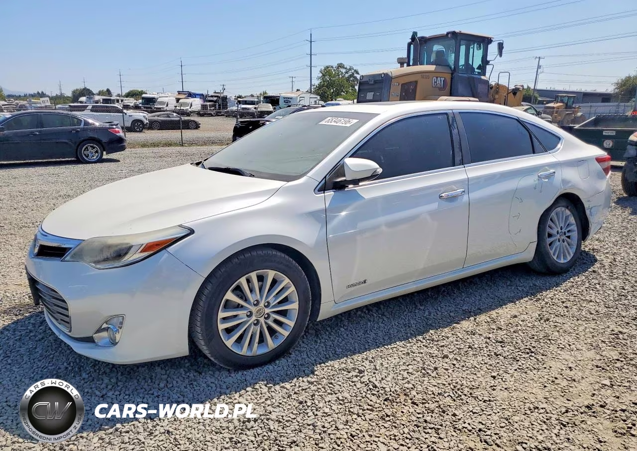 2013 Toyota Avalon Hybrid Limited