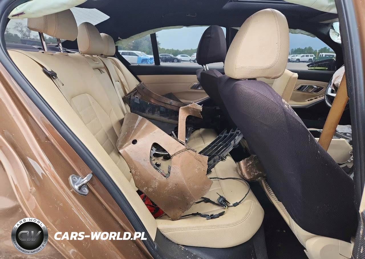 2019 BMW 330I VIN:WBA5R1C54KAK11298 - 10