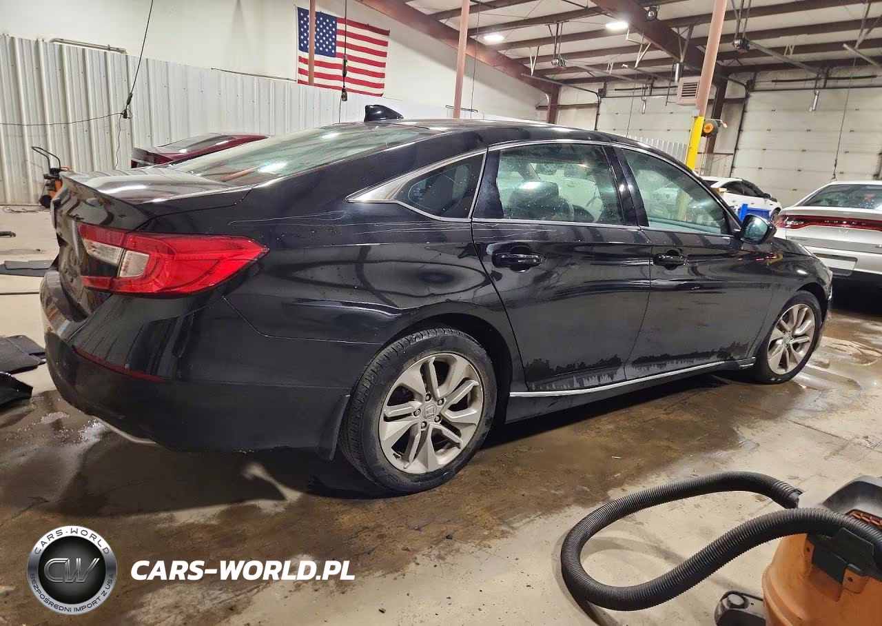 2018 Honda Accord Lx VIN:1HGCV1F15JA236659 - 3