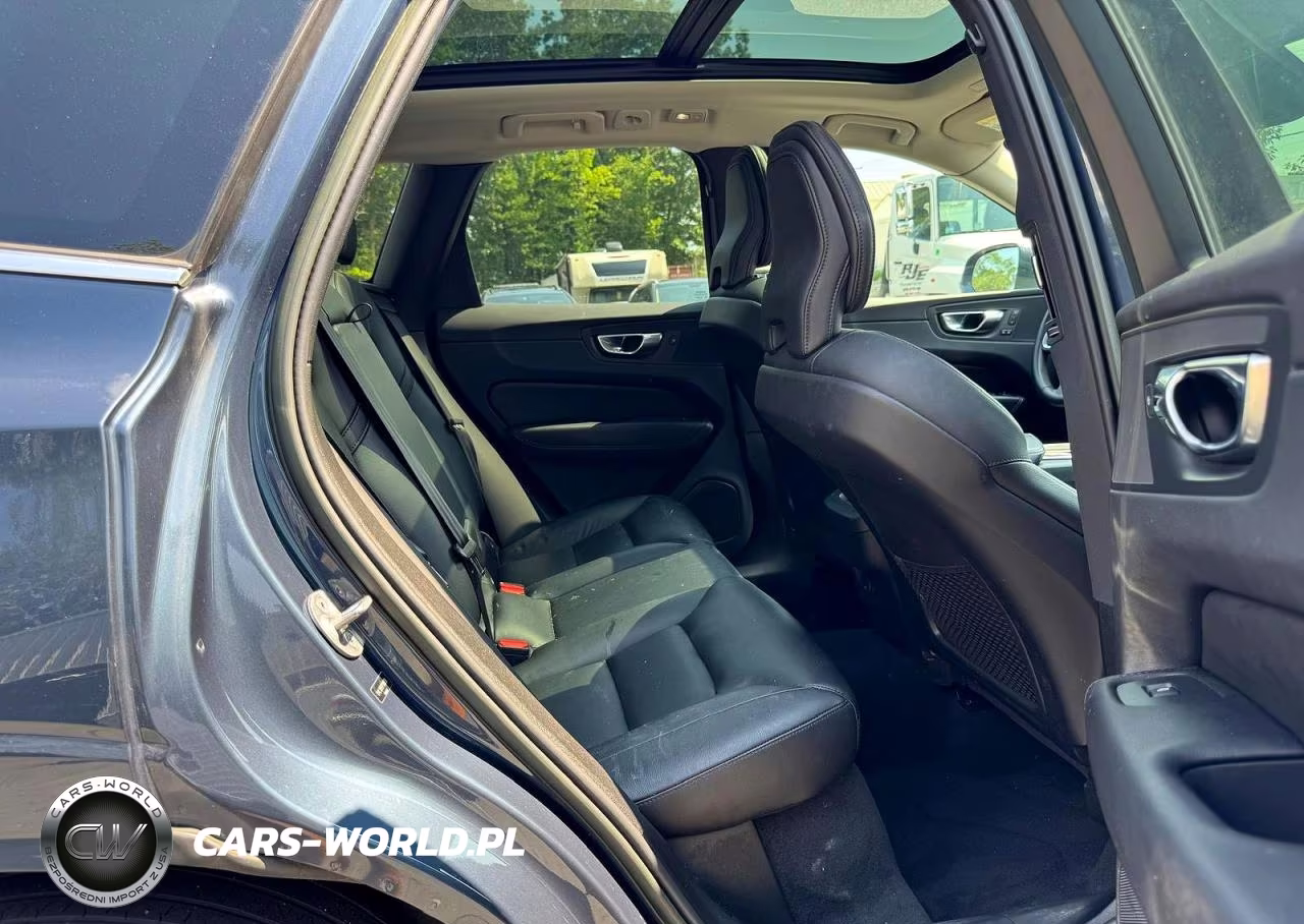2023 Volvo Xc60 Core VIN:YV4L12RVXP1340858 - 9