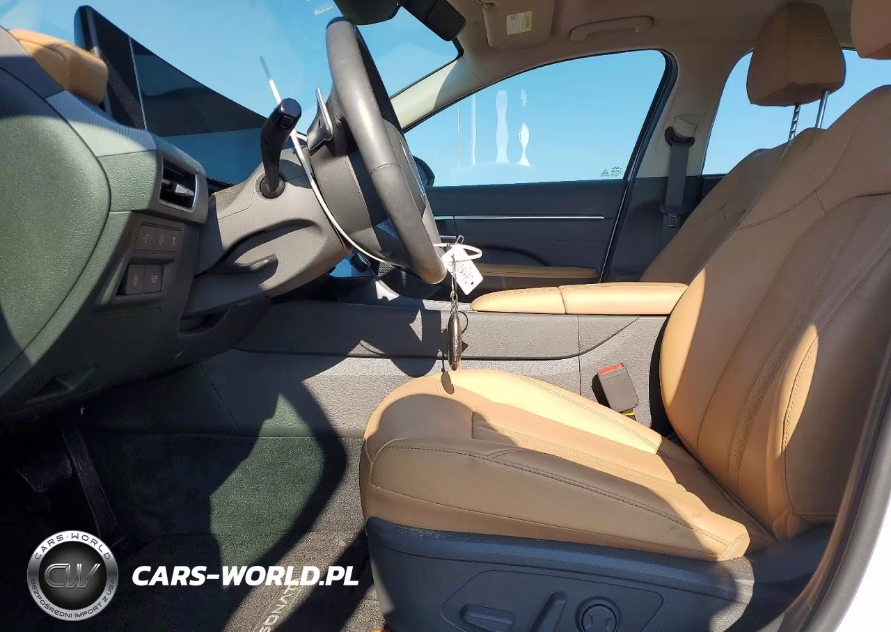 2025 Hyundai Sonata Hybrid Limited VIN:KMHL54JJ6SA121945 - 7