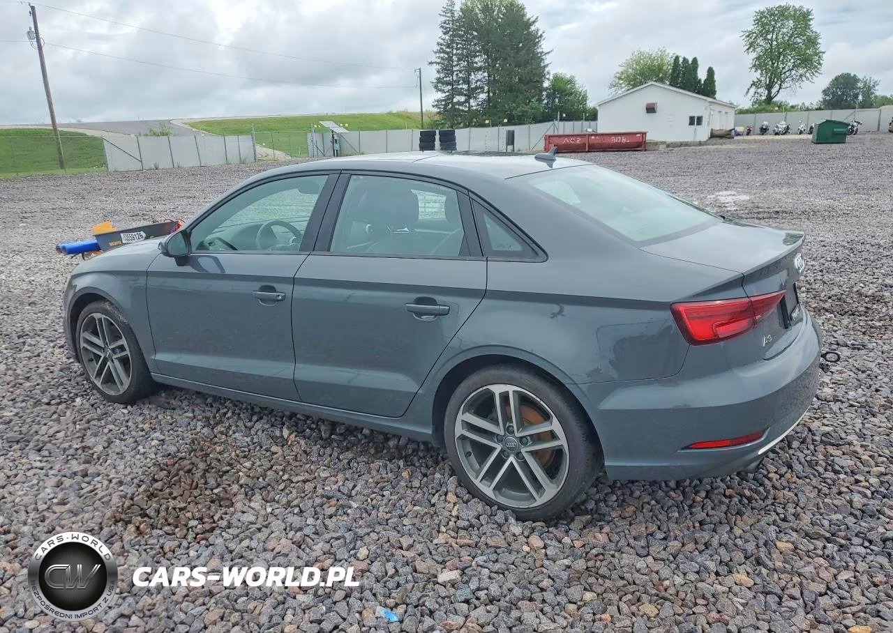 2018 Audi A3 Premium VIN:WAUB8GFF7J1026688 - 2