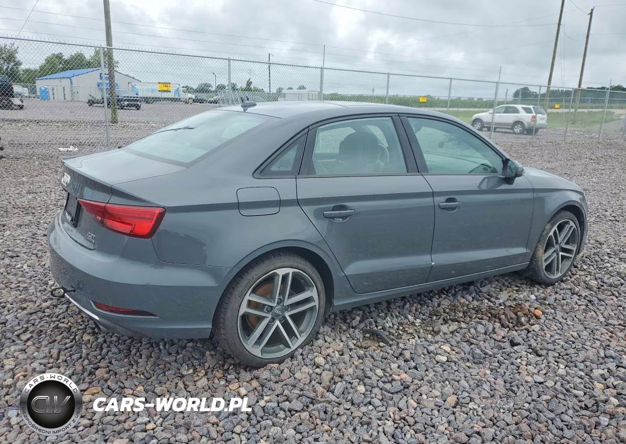 2018 Audi A3 Premium VIN:WAUB8GFF7J1026688 - 3