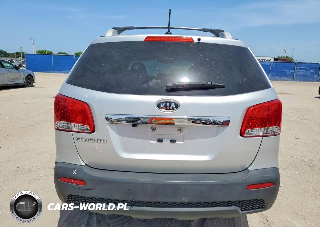 2013 Kia Sorento Lx VIN:5XYKT3A6XDG409174 - 6