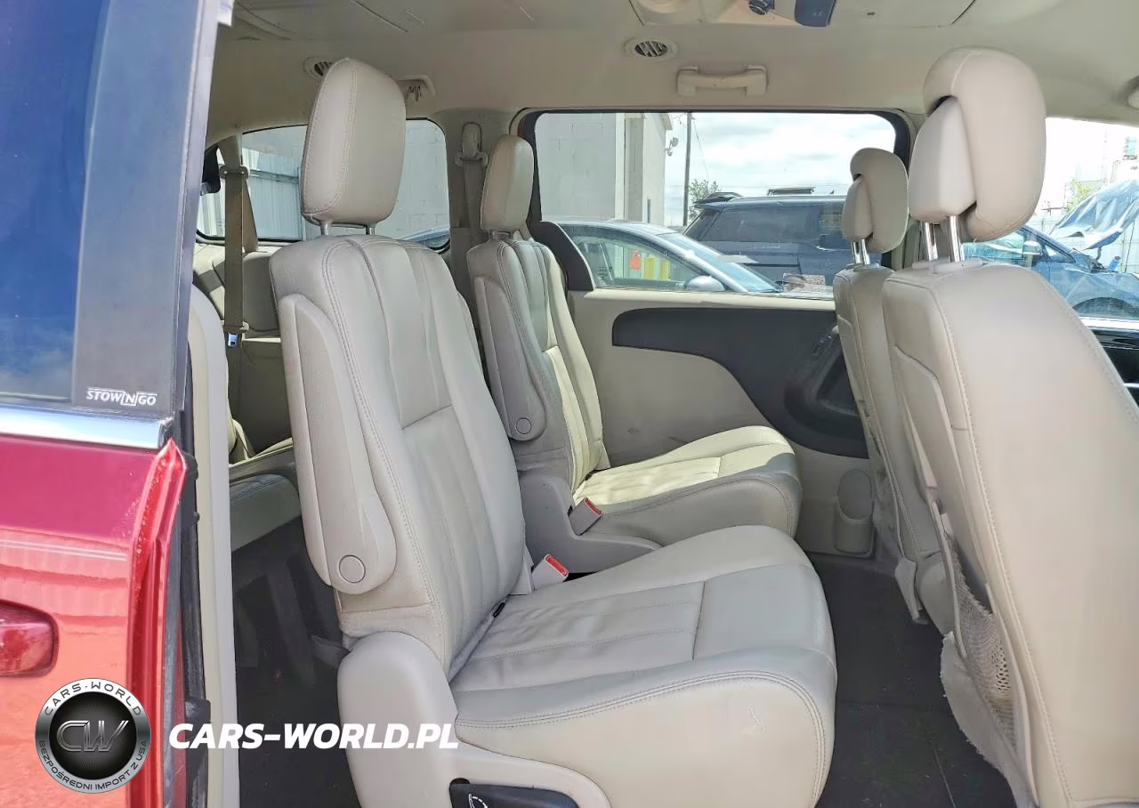 2013 Chrysler Town & Country Touring VIN:2C4RC1BG6DR769516 - 11