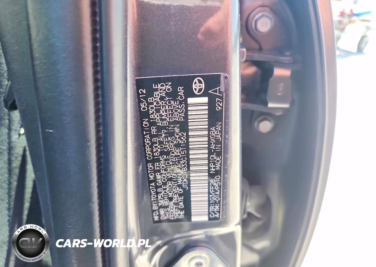 2012 Toyota Prius C Three VIN:JTDKDTB33C1511562 - 12