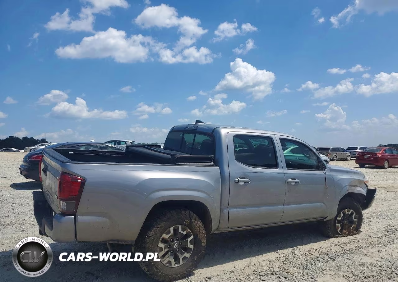 2018 Toyota Tacoma Sr V6 VIN:3TMCZ5AN5JM146712 - 3