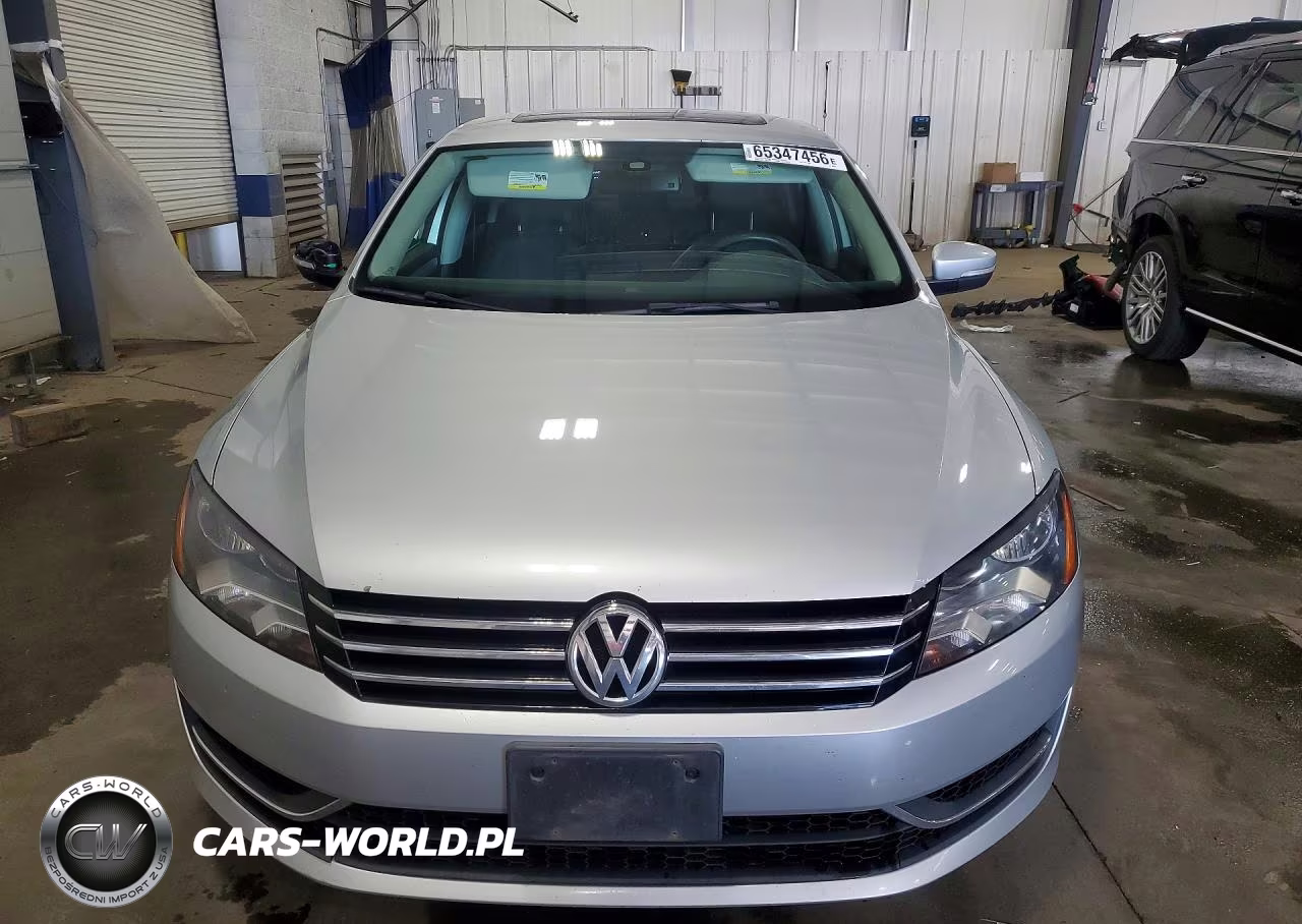 2013 Volkswagen Passat Se VIN:1VWBP7A37DC009835 - 5