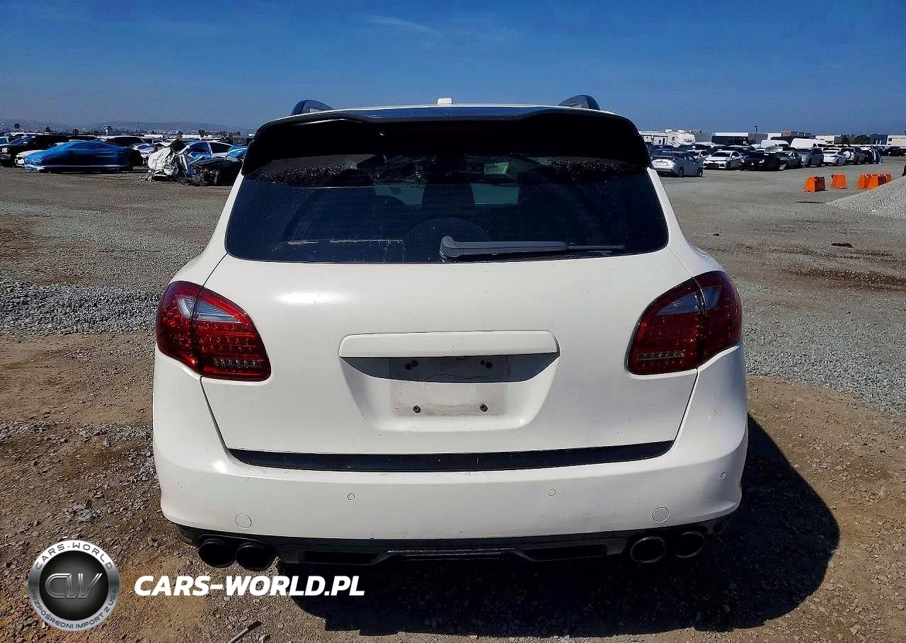 2011 Porsche Cayenne S VIN:WP1AB2A22BLA52708 - 6
