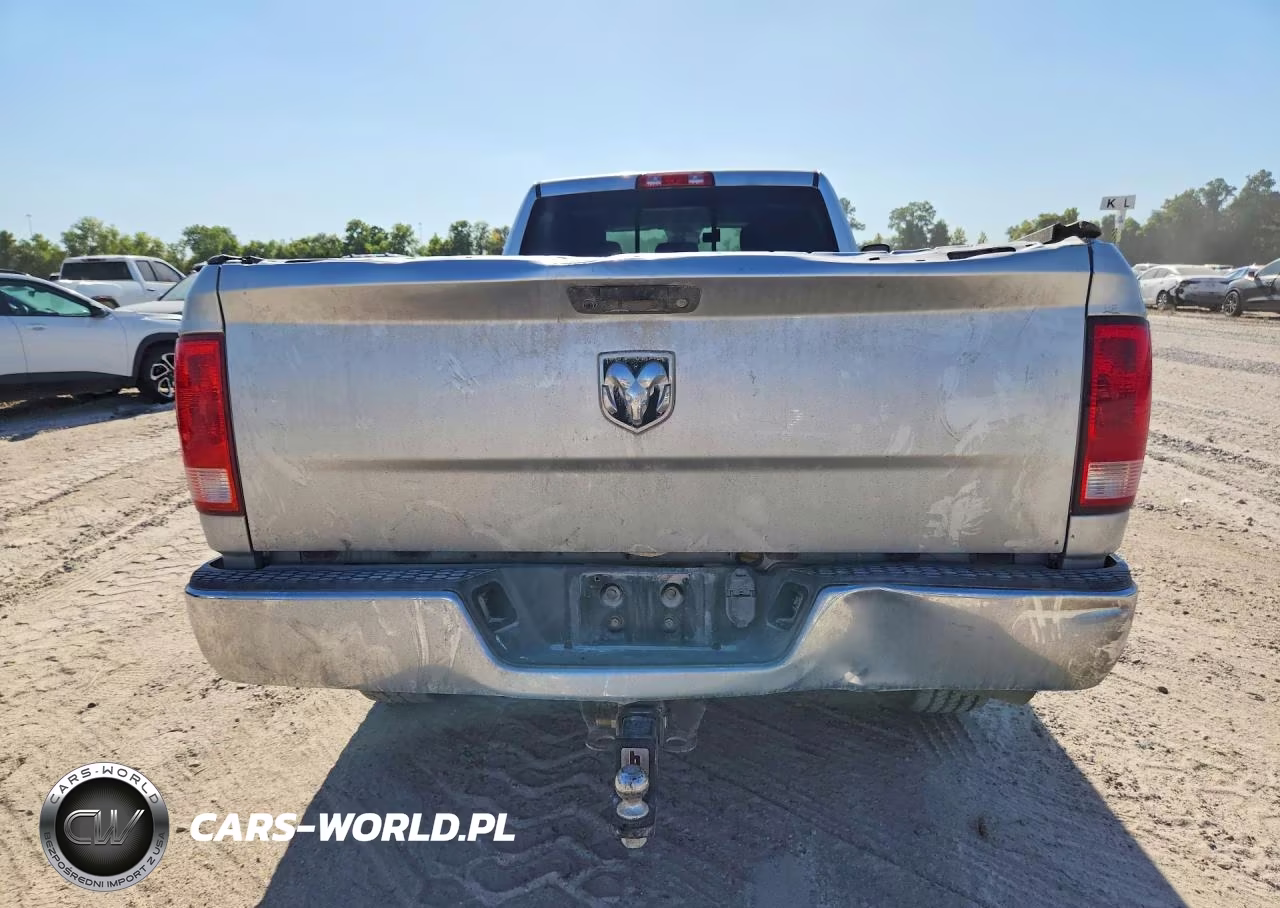 2018 Ram 2500 St VIN:3C6UR4HL2JG414687 - 6