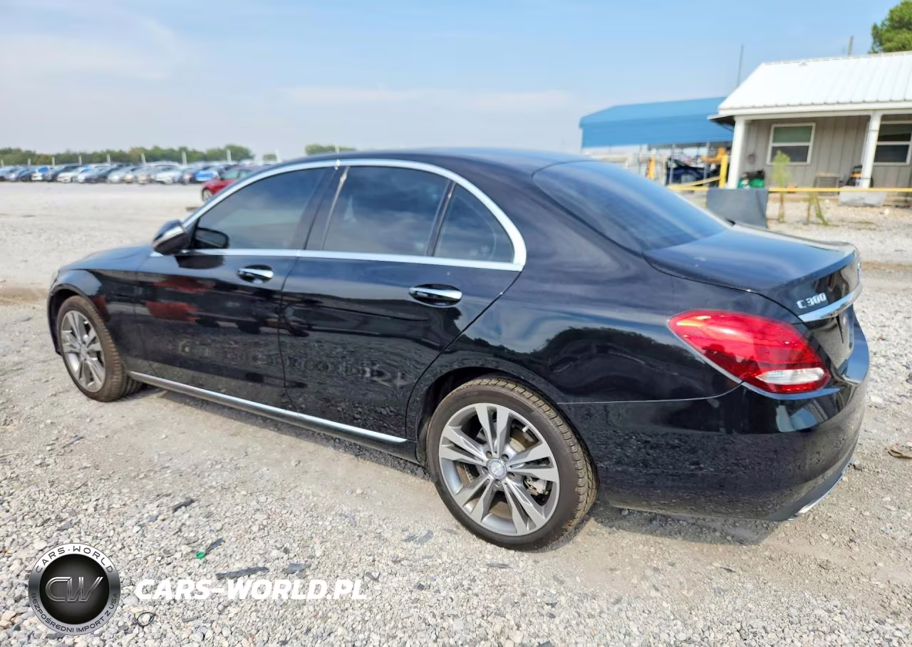 2015 Mercedes-Benz C 300 4Matic VIN:55SWF4KB5FU092522 - 2