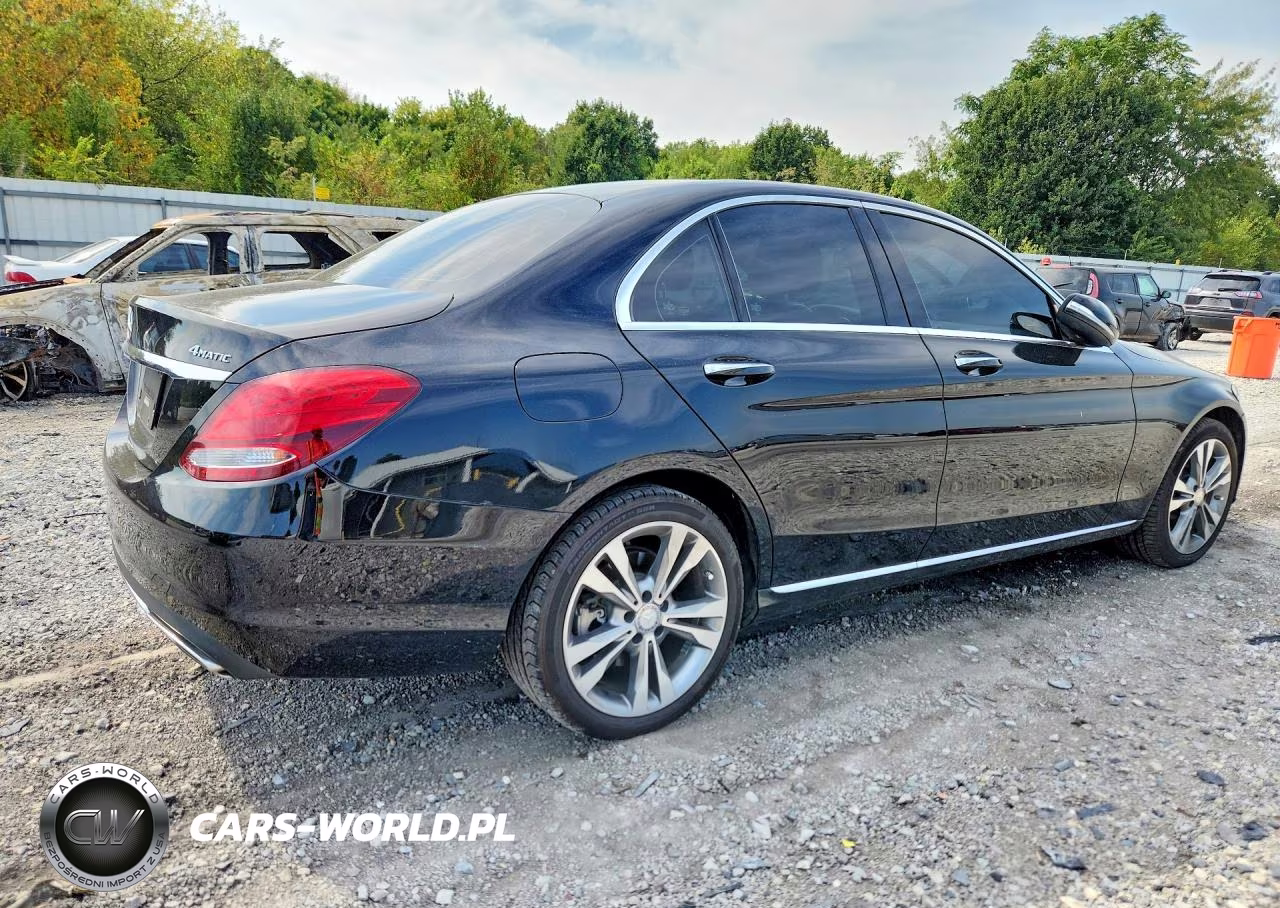2015 Mercedes-Benz C 300 4Matic VIN:55SWF4KB5FU092522 - 3