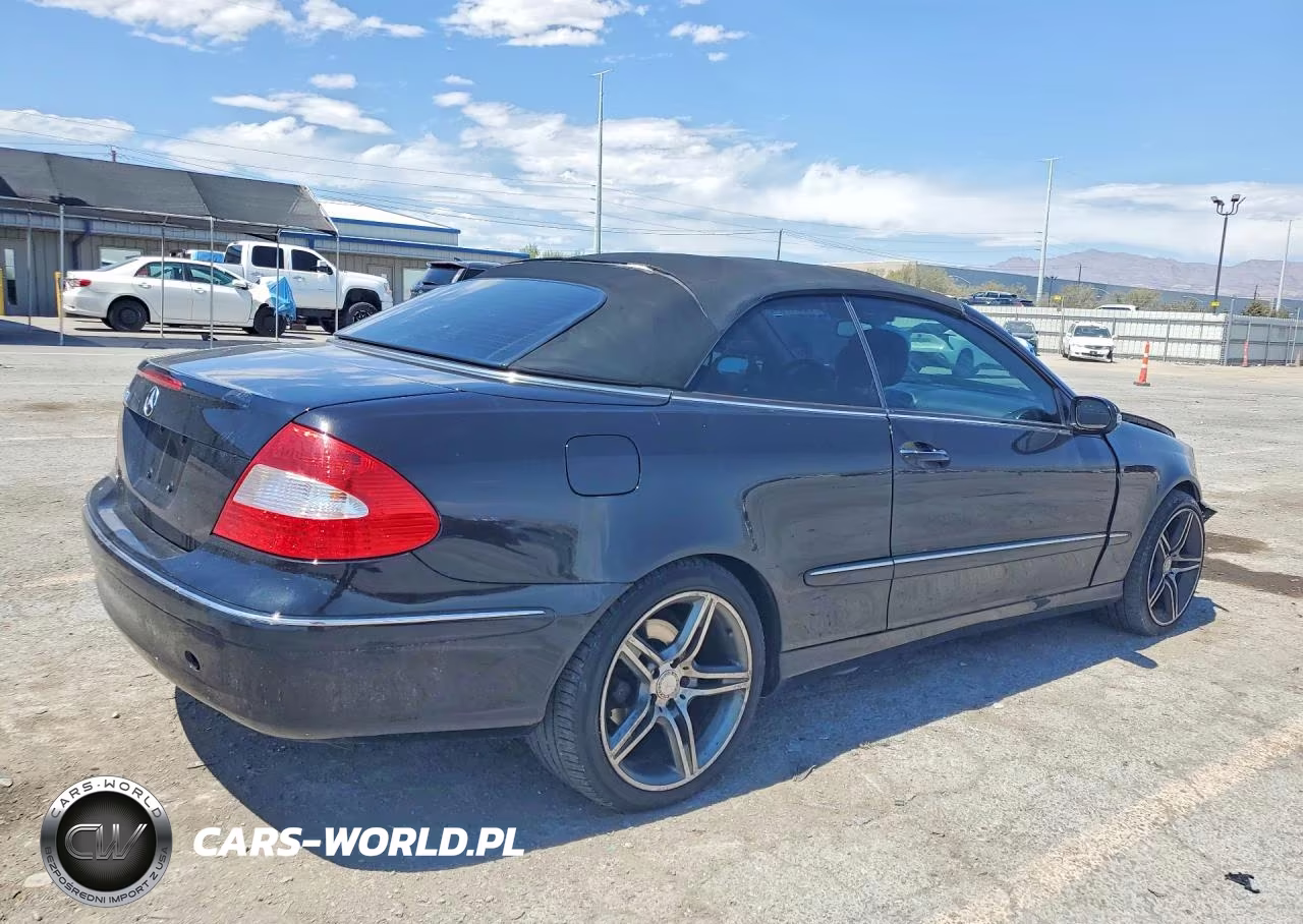2007 Mercedes-Benz Clk 350 VIN:WDBTK56F77T082168 - 3