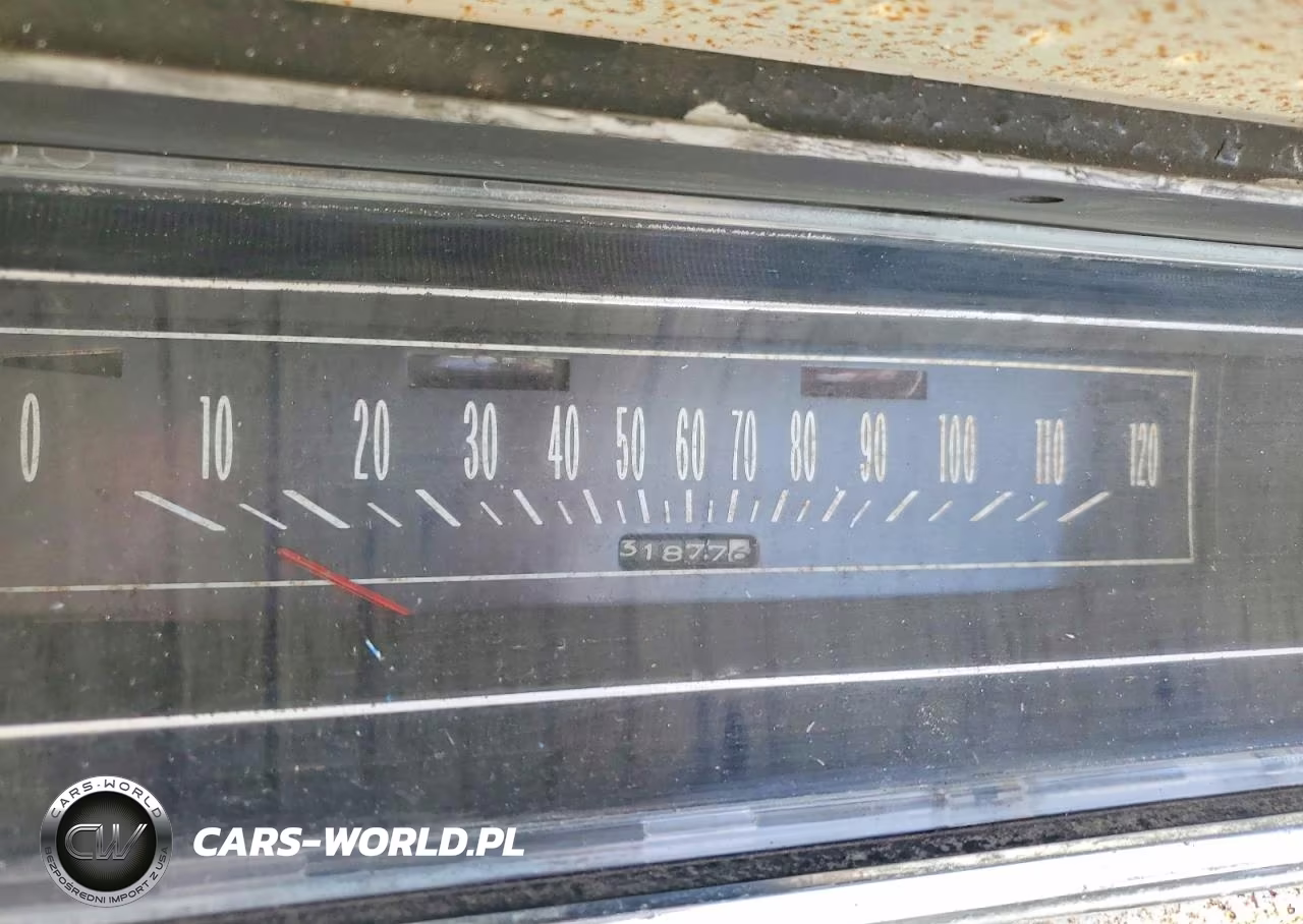 1965 Chevrolet Impala Convertible VIN:16675T210452 - 9