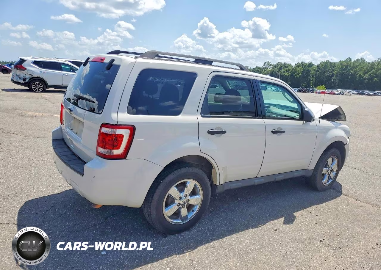 2012 Ford Escape Xlt VIN:1FMCU0D72CKB75511 - 3