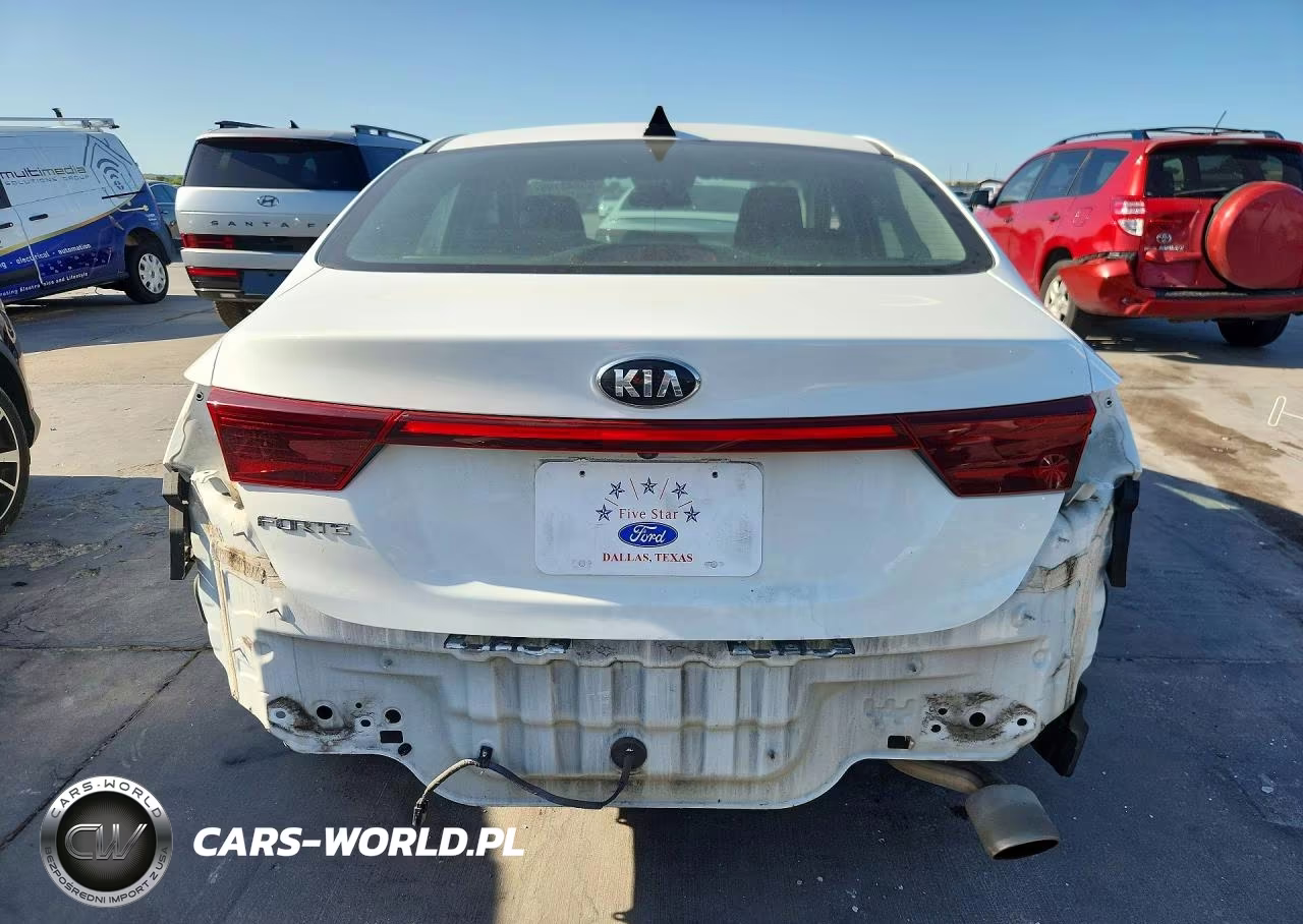 2019 Kia Forte Lxs VIN:3KPF24ADXKE035913 - 6