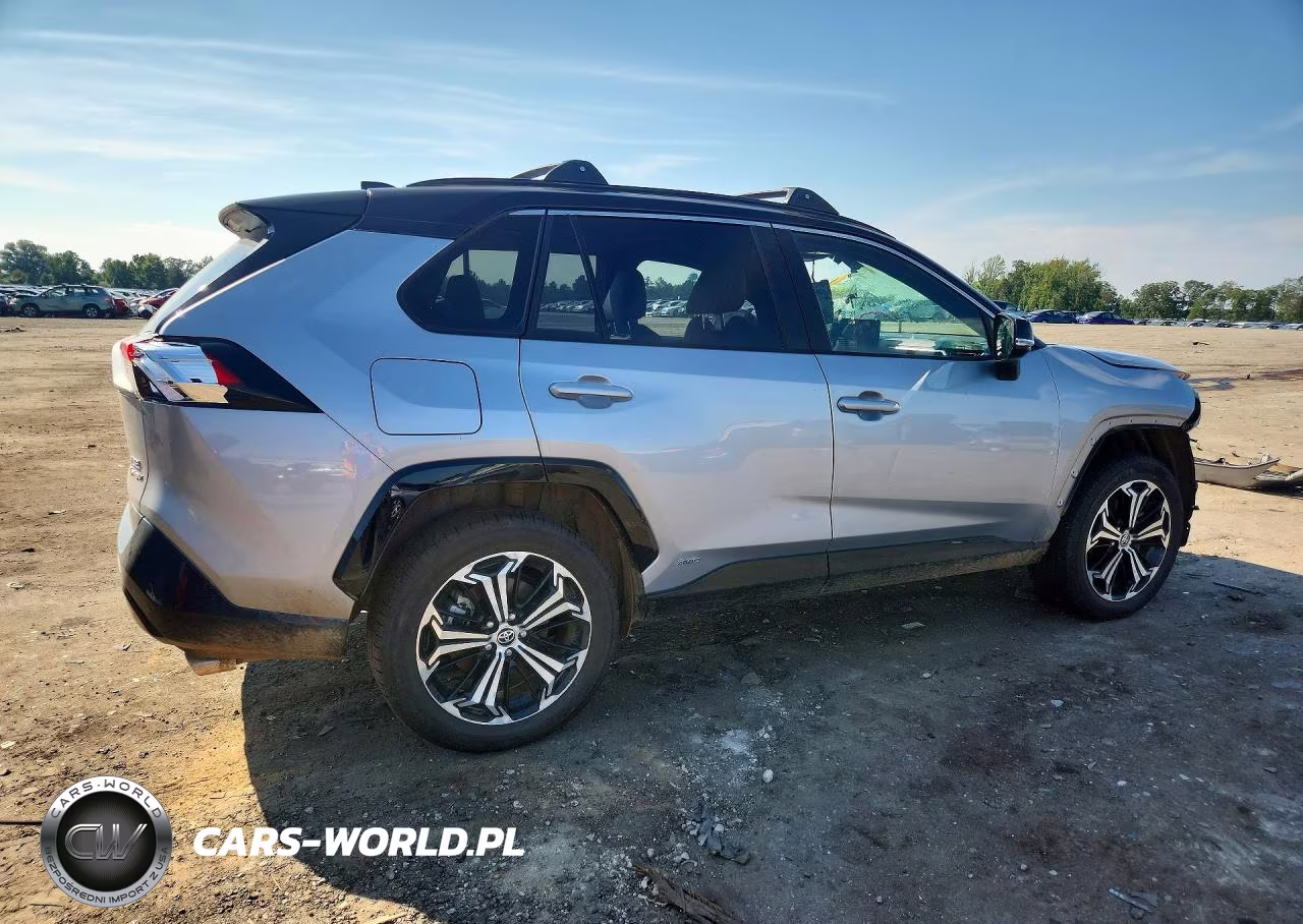 2025 Toyota Rav4 Xse VIN:JTMEB3FV3SD253717 - 3