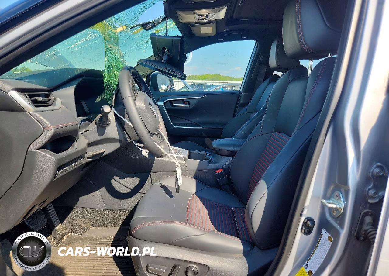 2025 Toyota Rav4 Xse VIN:JTMEB3FV3SD253717 - 7