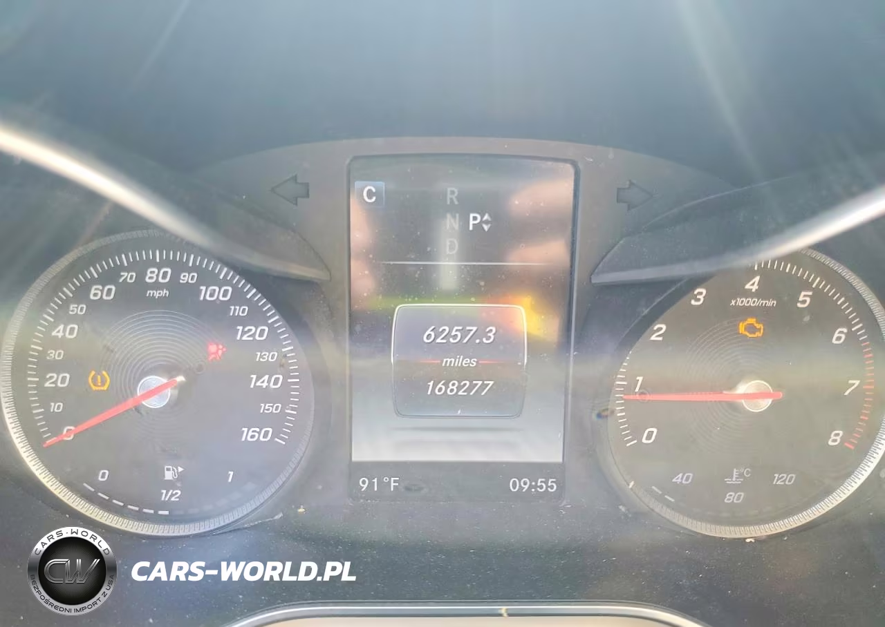 2016 Mercedes-Benz C 300 4Matic VIN:55SWF4KB2GU112338 - 9