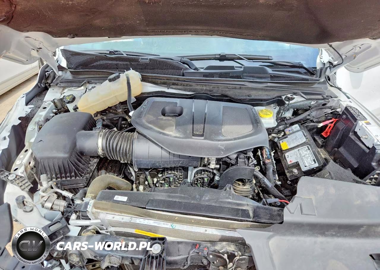 2025 Ram 1500 Tradesman VIN:1C6RREGP6SN756393 - 11